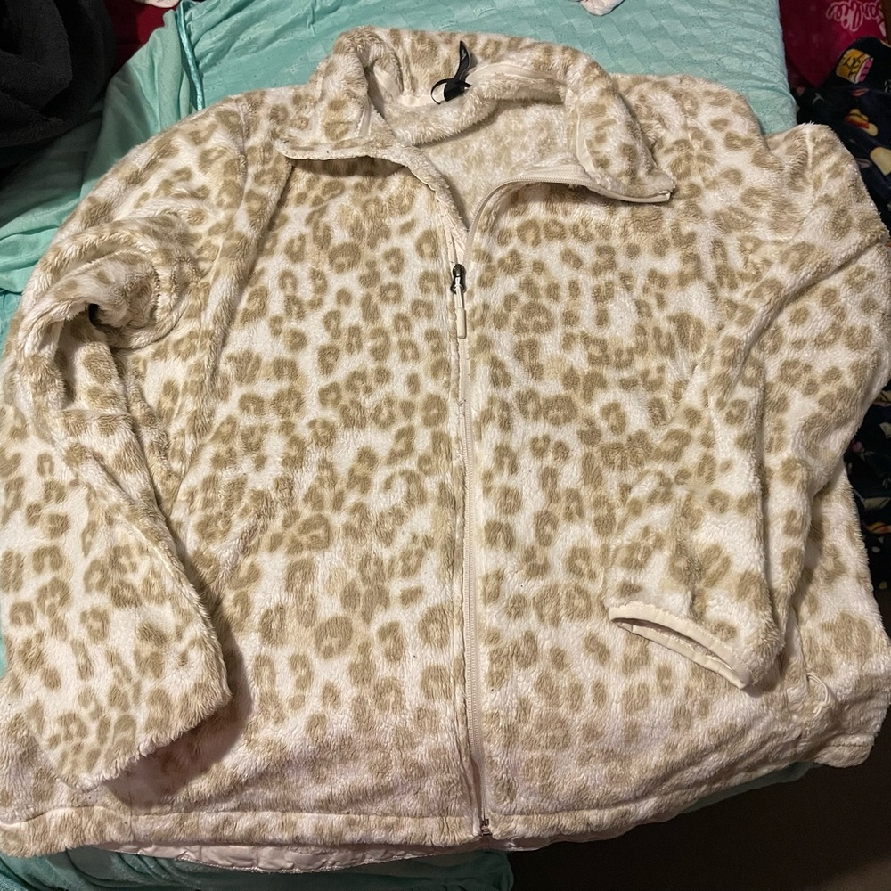 Oscito cheetah jacket